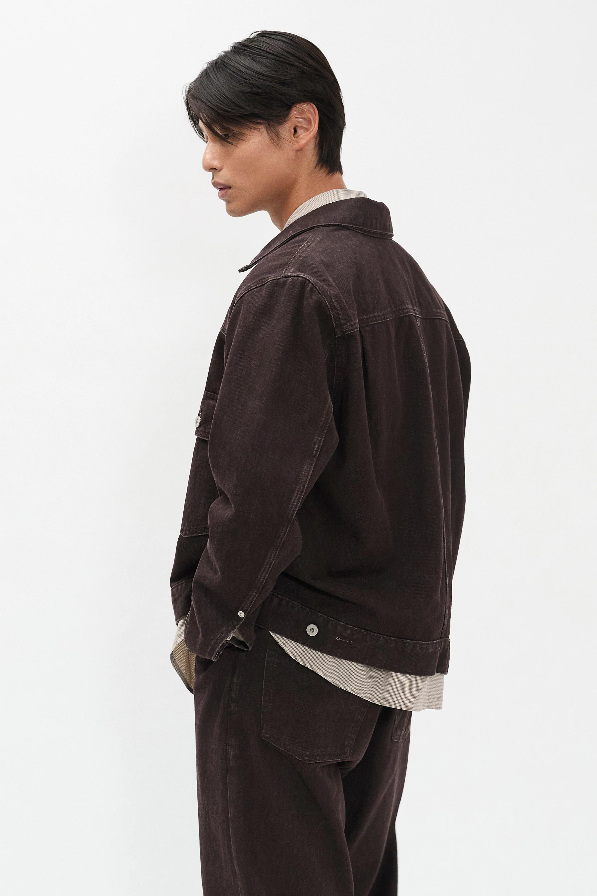 Jacket - A boxy-fitting –inspired jacket, cut in a - The dye is added